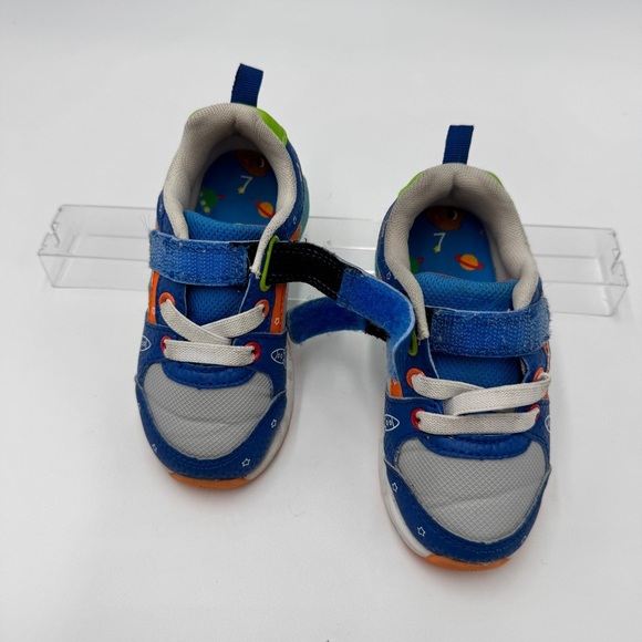 Cocomelon Blue and White Light Up Toddler Sneakers with Velcro Strap - Picture 7 of 12